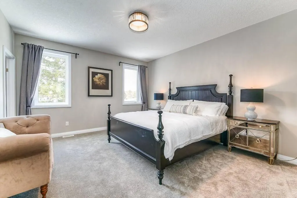 Riverside Villa Kitchener Canada